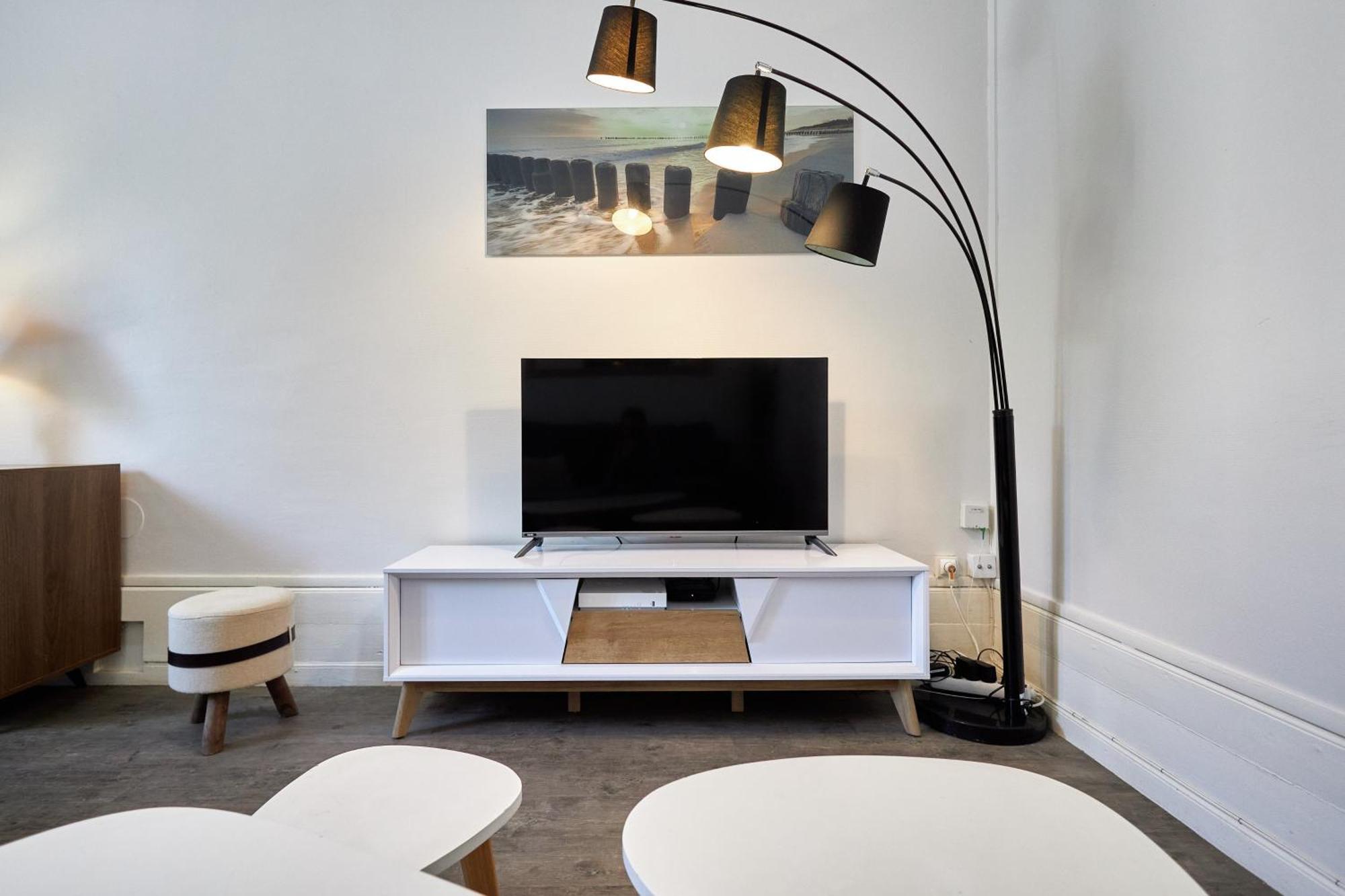 Appartement Champ T2 - 5 Mins Des Caves De Champagne *